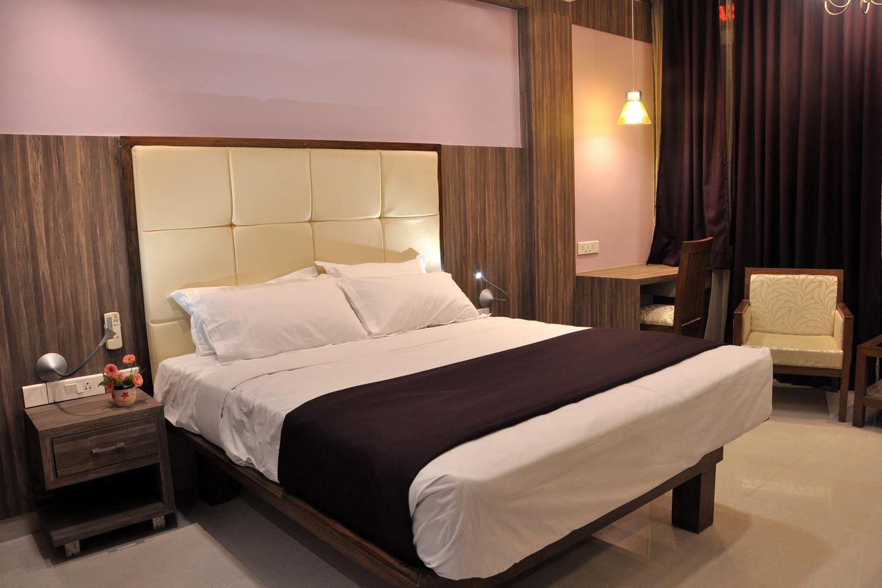 Panaji Residency Hotel ภายนอก รูปภาพ